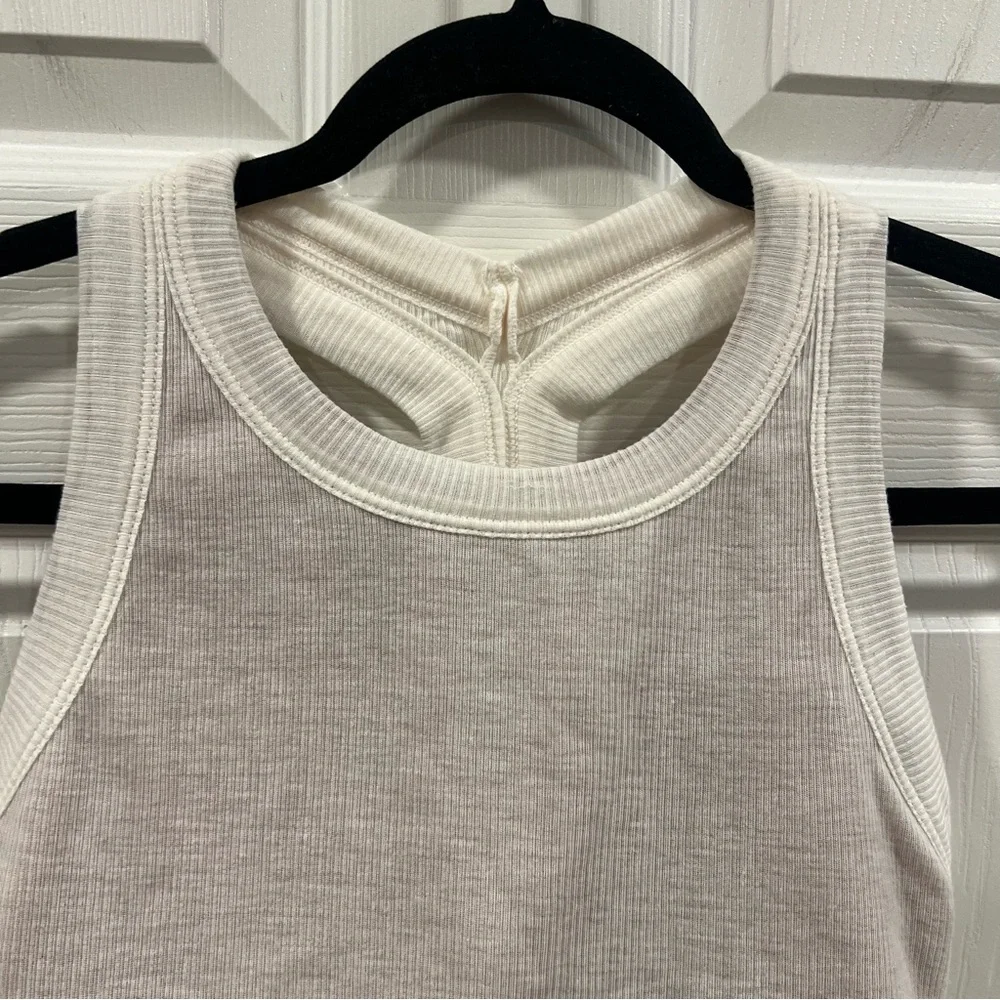Free People Movement Feels Like Summer Crop Top Built in Bra White Size Medium - Picture 5 of 9